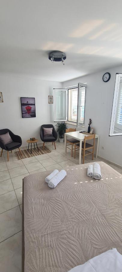 Apartments Matea Studio Apartment Stikovica Exterior photo